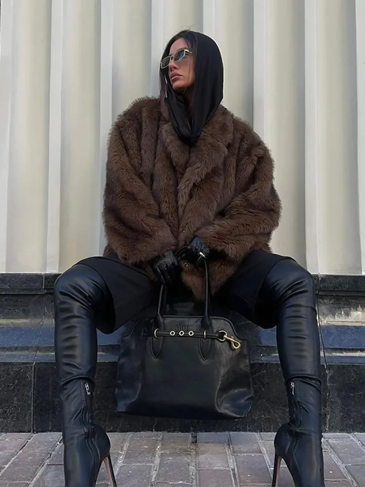 Fashion Deep Brown Faux Fur Solid Lapel Warm Jacket Chic Long Sleeve Cropped Street Coat Winter Female Thick Outerwear 241211