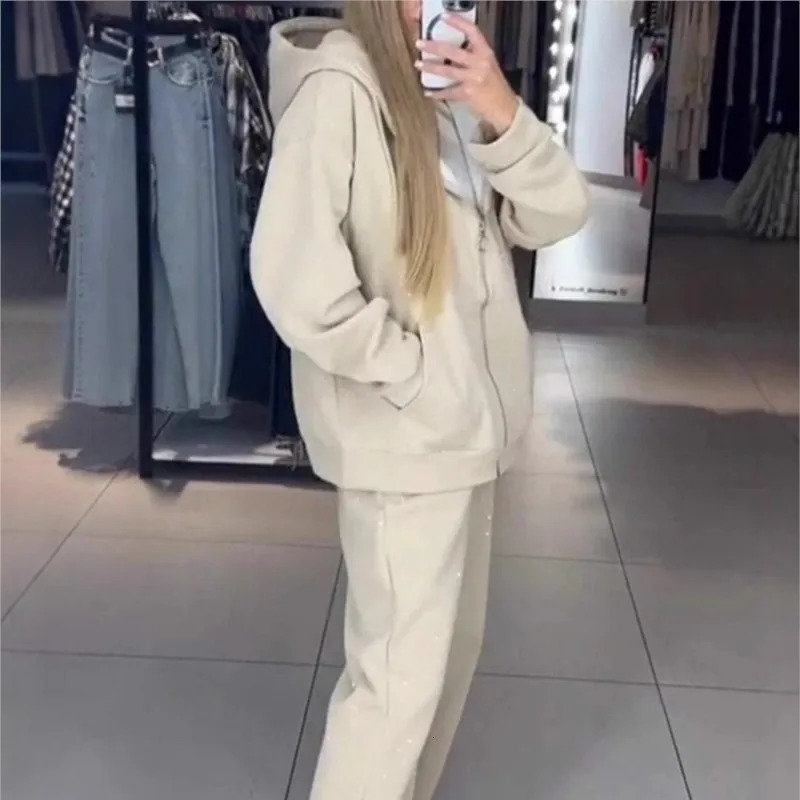 Fall Winter Rhinestone Diamonds Hooded Sweatshirt Two Piece Set Women Tracksuits Coat Drawstring Pants Retro Loose Sport Suit 241209