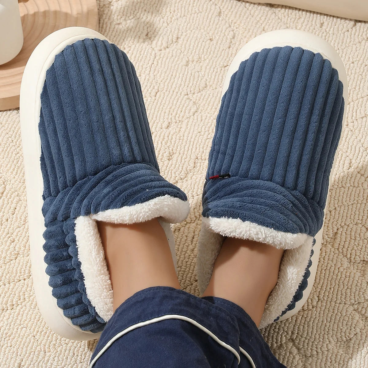 Bebealy Winter Plush Women Slippers Warm Fuzzy Men Outdoor Nonslip Cauasl Fur Shoes Indoor Fluffy House 241214