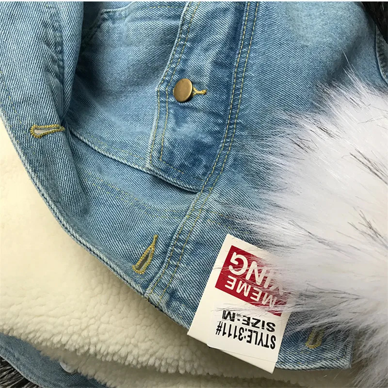 Korean winter thick warm black and white fur collar denim jacket womens jacket casual loose jeans jacket womens jacket 241210