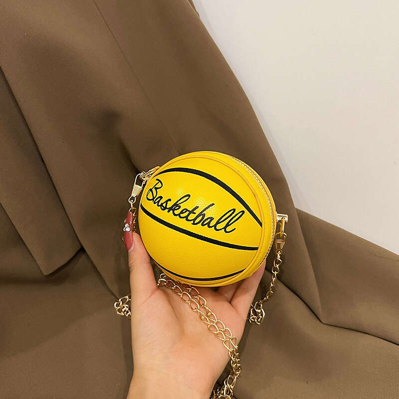Internet celebrity basketball niche mini female Instagram personality chain crossbody bag, change key holder, red envelope, 2024 new style, chic and e