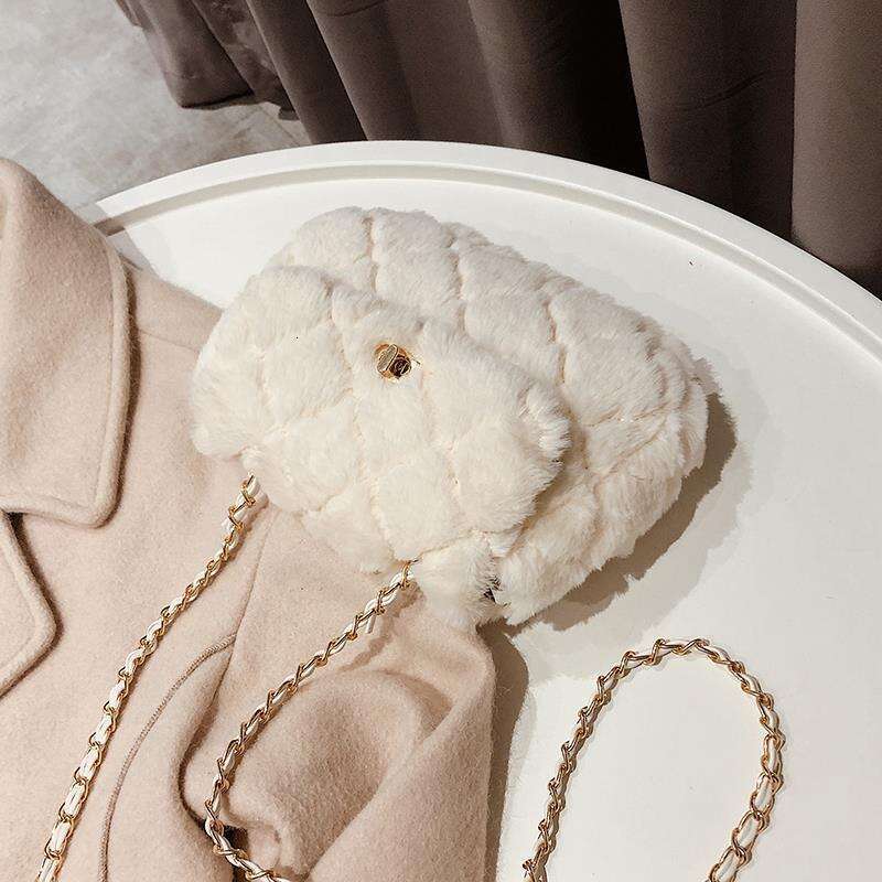 Autumn And Winter Styles Of Woolen Small Bags For Women, New Trendy Korean Version, Versatile Crossbody Bag, Fashionable Dia Grid Chain Bag