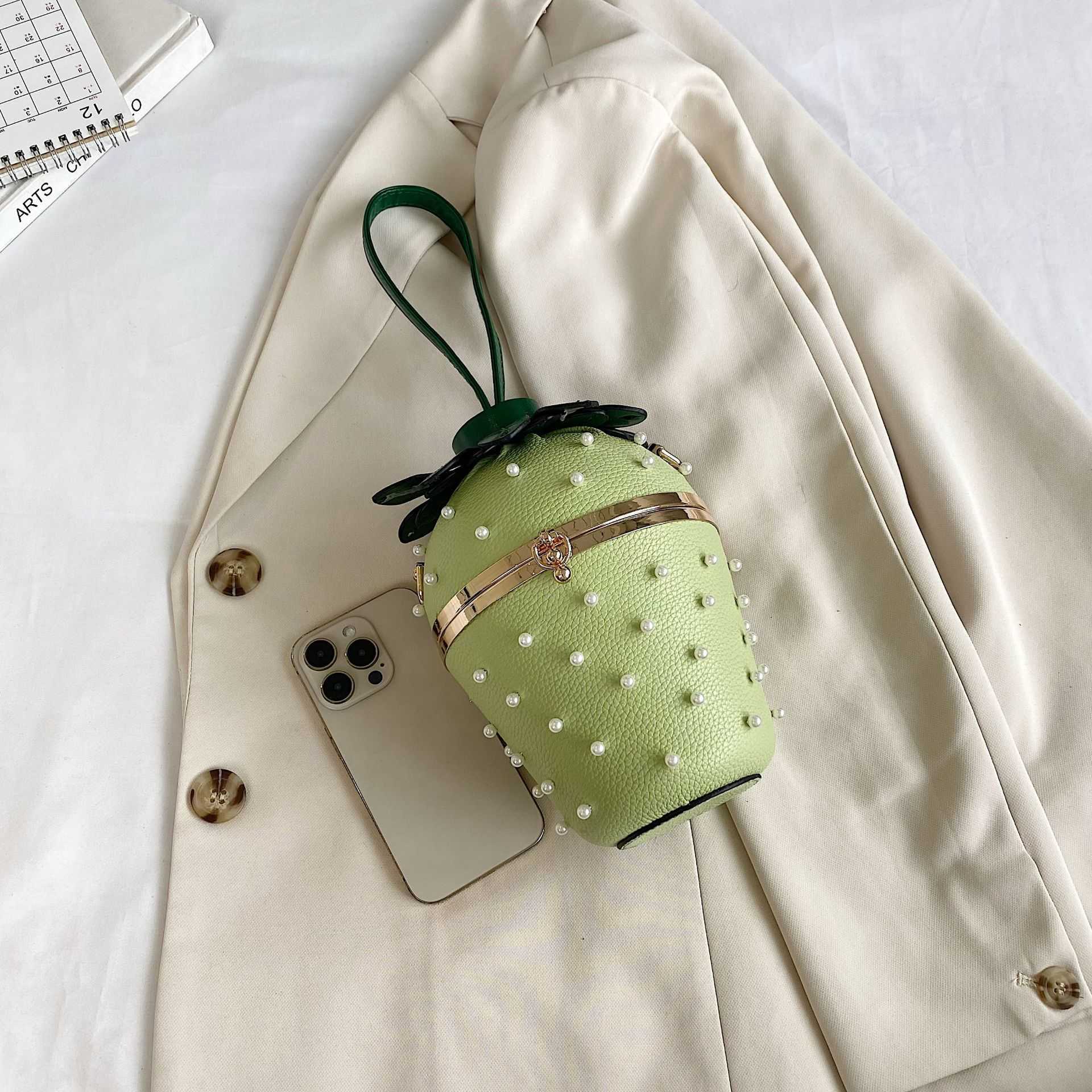Bags Personalized Rivet Strawberry Small Bag Collection Forest Sweet Girl Single Shoulder Chain Handheld Small Round Bag 241215