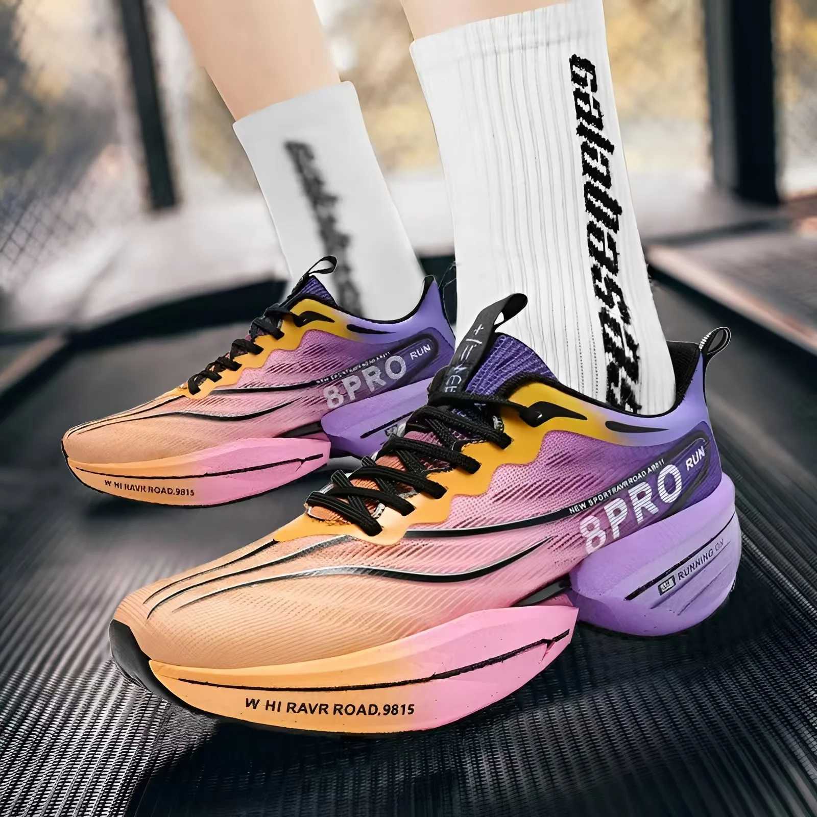 Carbon Plate Sneakers Marathon Men Sports Running Shoes Cfortable Lightweight Wen Athletic Gym Hiking Jogging Footwear MC250325
