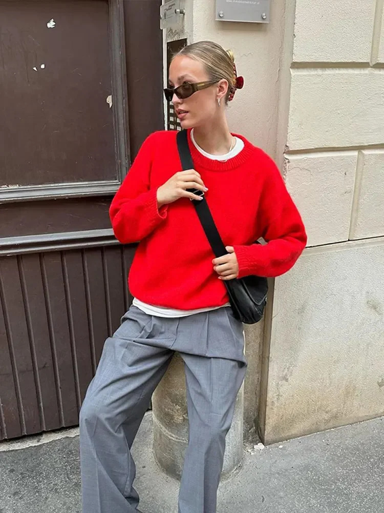 Fashionable red Oneck floral womens sweater elegant long sleeved casual loose knit top 2024 autumn fashion jumper 241211