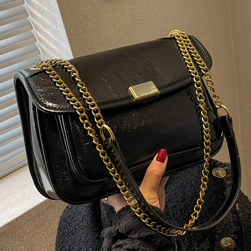 Women Shoulder NEW Popular Versatile Fashion Retro Chain Crossbody Small Square Bag Triple Black Coffee Brown Red Free shipping