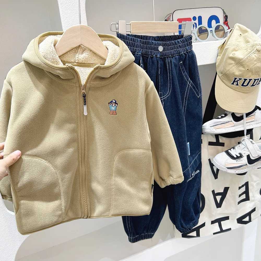 Autumn Winter 2024 Childrens Boys Outerwear Zipper Hooded Thick Lamb Fleece Kids Boys Jacket Velvet Warm 3-10 Years Boys CoatXJ241214