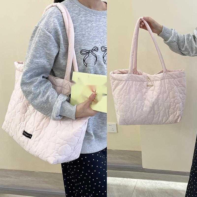 New Product Down Bag Love Large Capacity Tote Bag Womens Commuting Niche Shoulder Bag Leisure Versatile Women