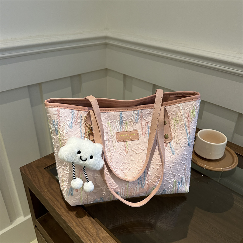 Free shipping designer bags for womens Embroidered tote bag black white blue pink Fashionable and versatile With hanging decorations