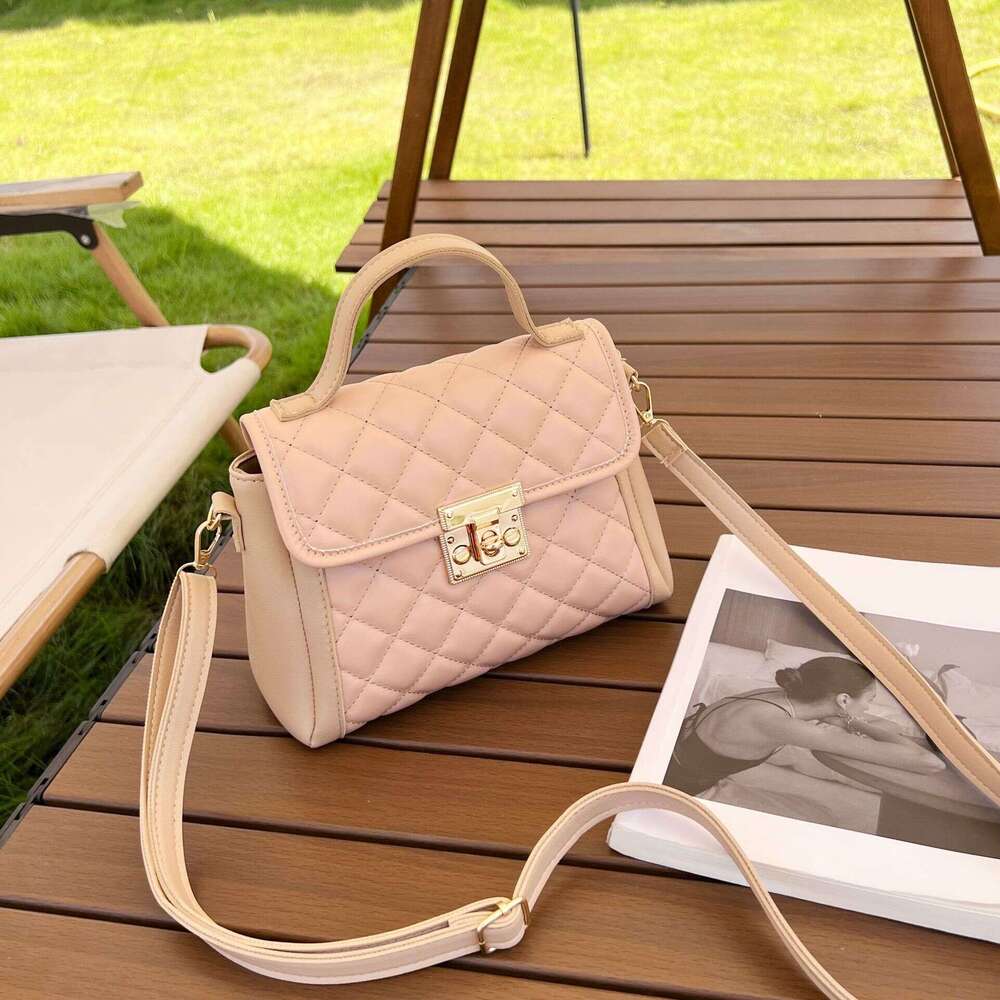 Gge Kelly Ladies Niche Design, Textured Handbag, Korean Version, Women's Crossbody Bag, Single Shoulder Bag
