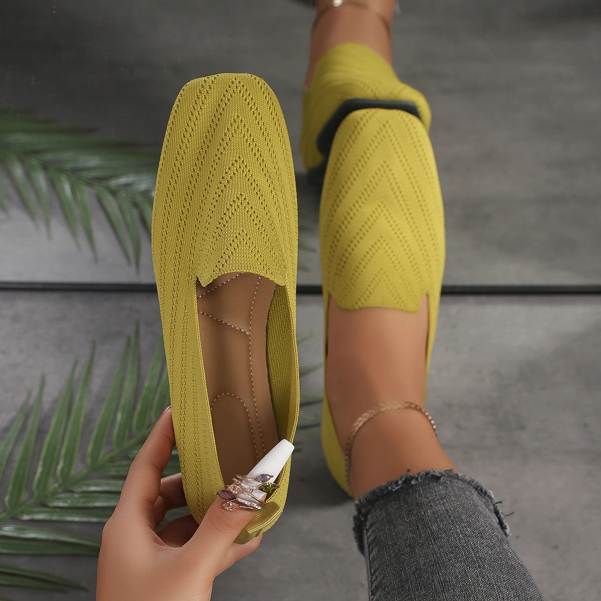 Women Flats Shoes Pointed Toe Solid Knitted Slip on Loafers Spring Casual Breathable Ballet Sneakers Mesh Breathable Flats Shoes 241213