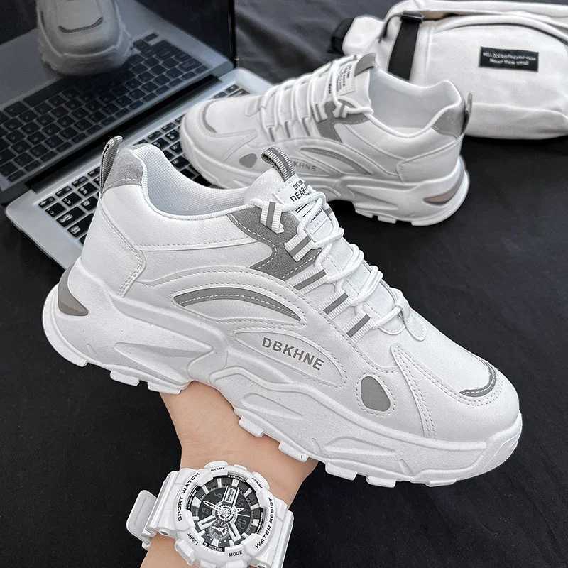 Casual Running Height Increasing Trendy Low Cut Thick Sole Spring Season Men Sport Shoes Versatile Skate ShoesC250325