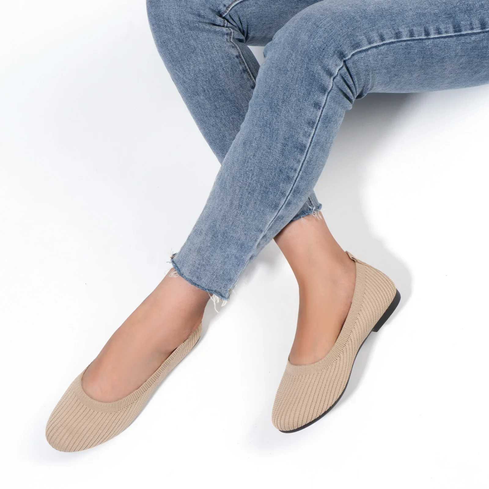 Women Mesh Flat Sneakers Round Toe Dress Shoes Knit Ballet Breathable Non-Slip Walking Shoes Lightweight Slip on Running Sneaker 241213