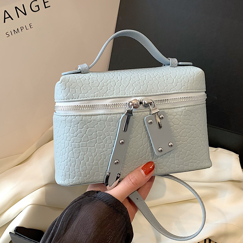 Women Shoulder Bag Popular Small Square Bag New Fashion Versatile Texture Korean Version Handheld Bag Triple Black White Blue Pink Free shipping