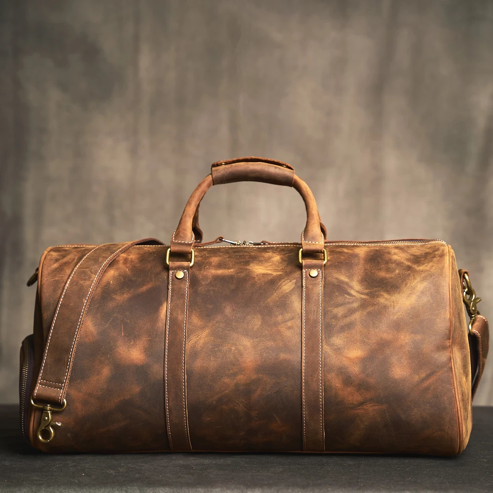 Geunine leather travel bag retro mens handbag large capacity single shoulder messenger bag Boston 17 inch laptop bag 241212