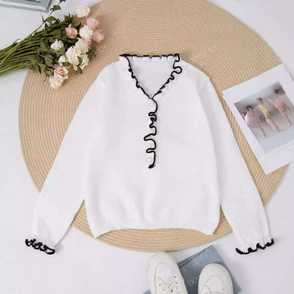 European And American New Lace Design With Long Sleeved V-Neck Versatile Clothes For Women In Autumn
