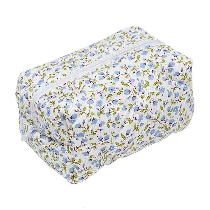 Home>Products>Flower Fluffy Wrinkle Makeup Bag>Flower Fluffy Wrinkle Makeup Bag 241223