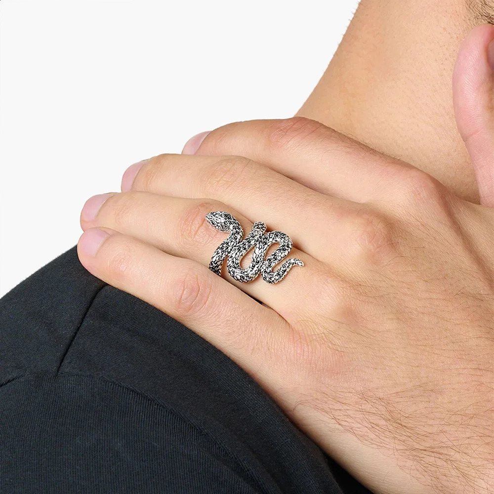 Black Snake Ring Europe Vintage Fine Jewerly For Men Women Rebel Personal Talisman Gift In 925 Sterling Silver 241216