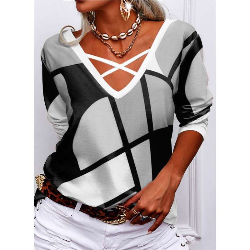 autumn European and American long sleeved loose V-neck cross geometric printed T-shirt women's 2024 new casual versatile fashion clothing