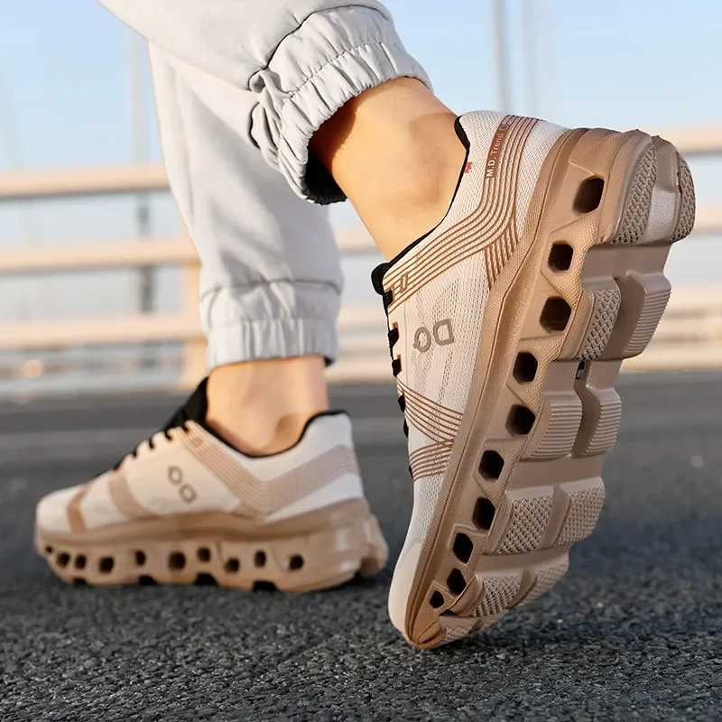 Cfortable Breathable Light Hollow Shock Absorption Outsole Fashion Leisure Sports Running Shoes White Lake e Size 39-45C250325
