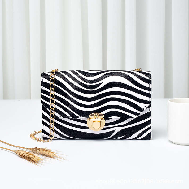 Leopard Pattern Small Square New Women's Manufacturer Wholesale Korean Version Single Shoulder Crossbody Mobile Phone Bag