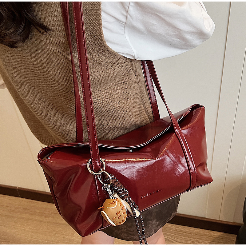 New Retro Matte Suede Handbag New Large Capacity Commuter Designed Multi functional Shoulder Bag Trendy Handbag bag