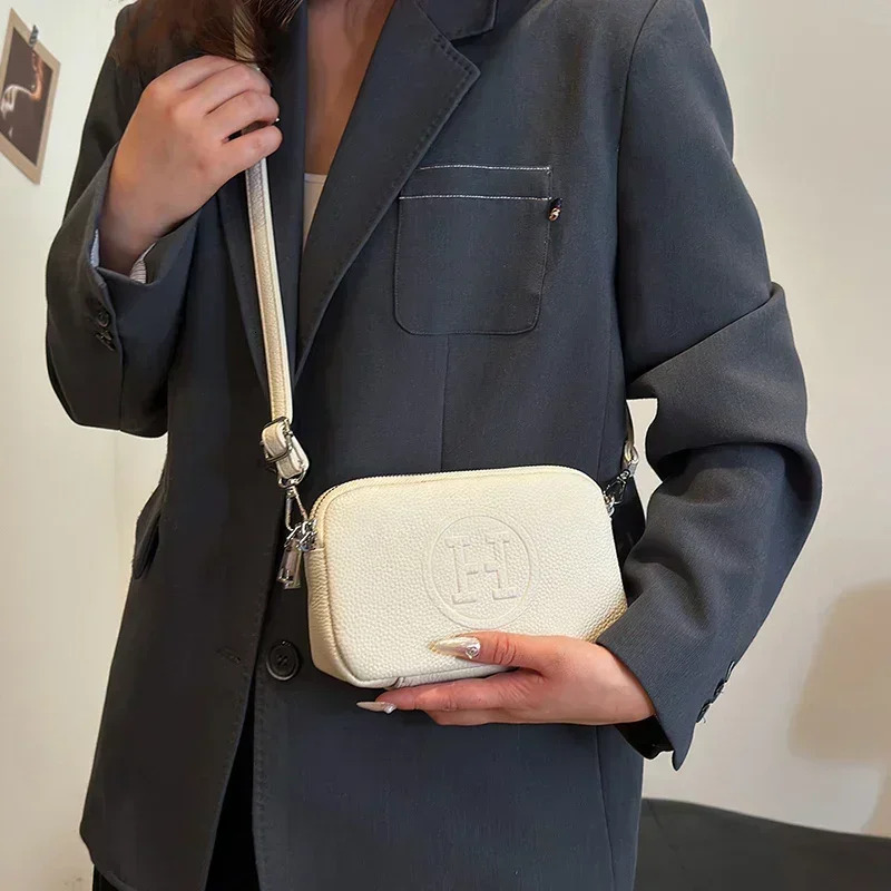 New minimalist and fashionable trend women s handbag high quality top trend layer cowhide women s crossbody bag retro fashion girl designer shoulder b