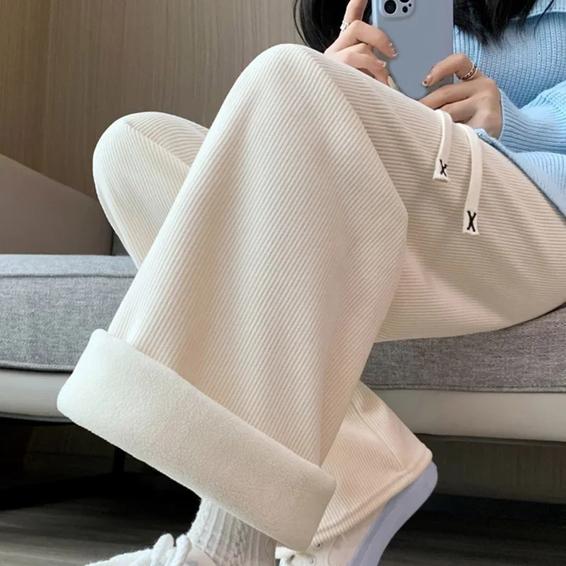 Warm and Thick Corduroy Mens Winter Straight Pants Wide Leg Sports Plush High Waist Casual Womens 241212