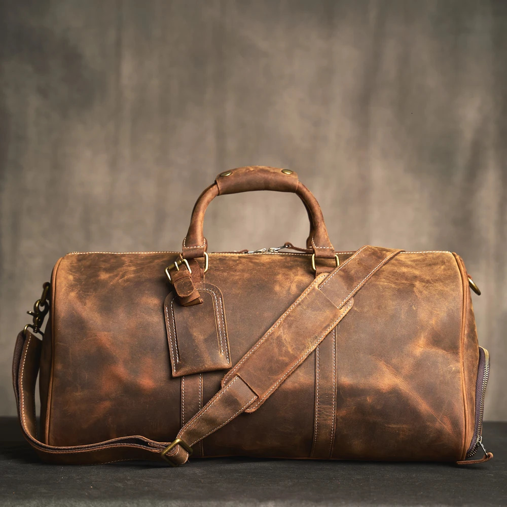Geunine leather travel bag retro mens handbag large capacity single shoulder messenger bag Boston 17 inch laptop bag 241212