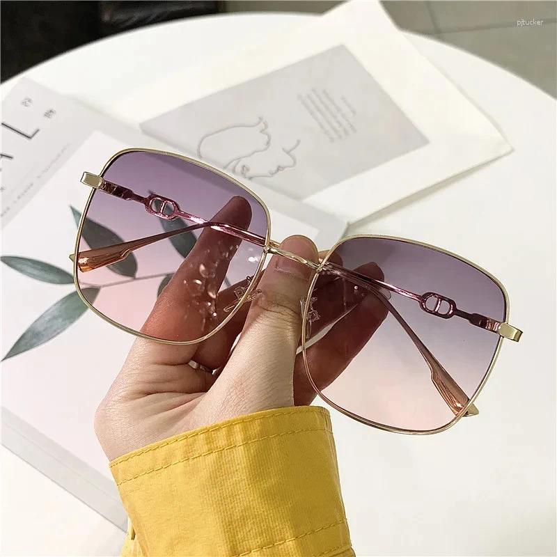Sunglasses Women Rimless Square Sun Glasses Luxury Ladies Fashion Personality Shades Gradient Eyewear UV400 Gafas De Sol