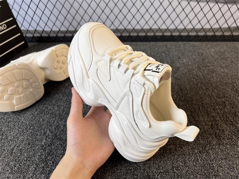 Thick soled daddy shoes women 2024 spring new small height shoes all casual outdoor sports shoes