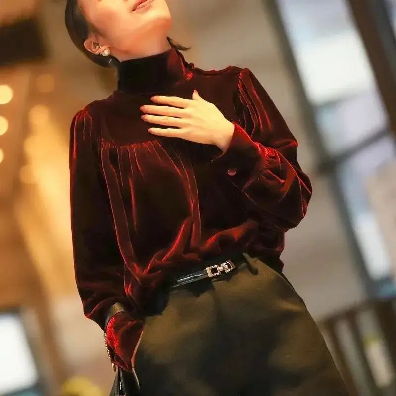 Elegant Turtleneck Blouses for Women Autumn Velvet Stylish Mature Ladies Vintage Folds All-match Long Sleeve Daily Leisure Basic 241213