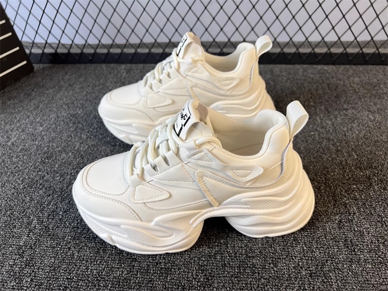Thick soled daddy shoes women 2024 spring new small height shoes all casual outdoor sports shoes