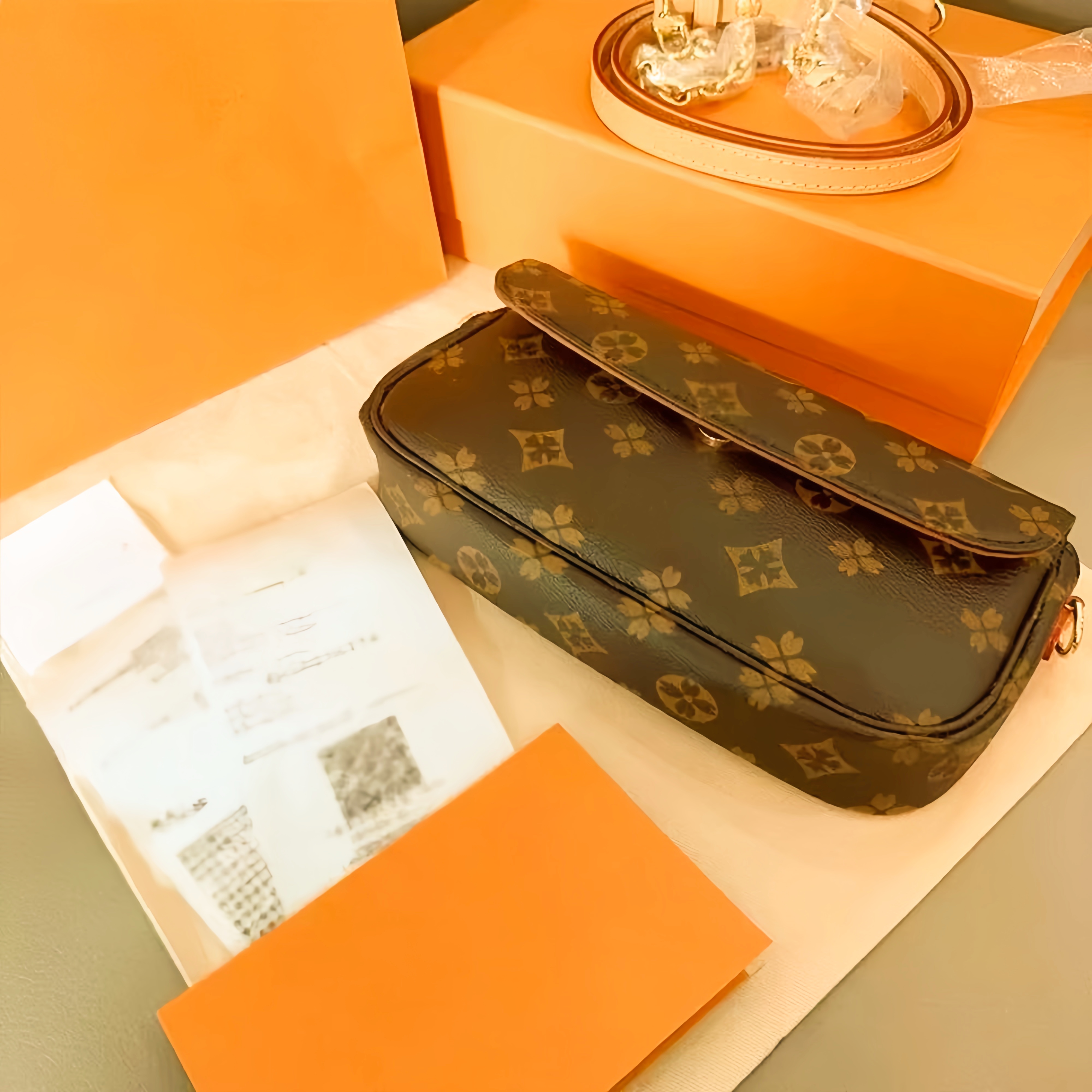 Chic Old-Fashioned Floral Pattern Single Shoulder Handbag - Versatile Women's Chain Clutch & Tote Combo