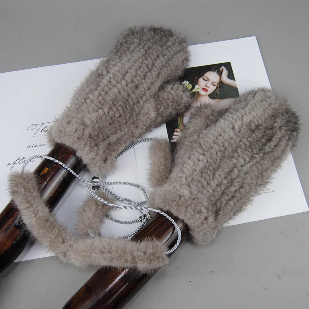 Winter real mink gloves are fashionable soft and warm 100 natural suitable for women High quality elastic leather knitted fur 241212