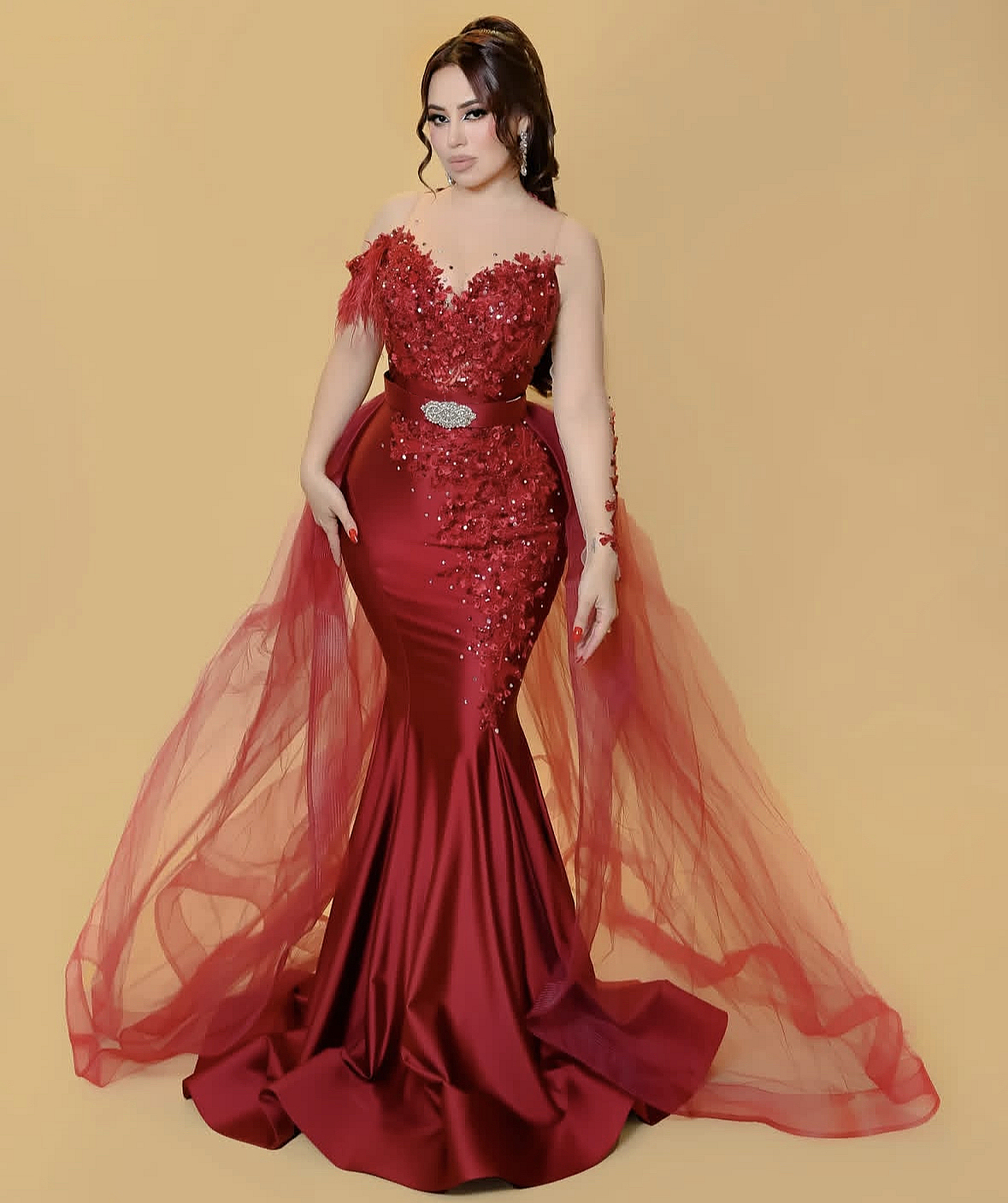 Beaded Long Sleeves Mermaid Evening Dresses Feathers Lace Appliques Detachable Train Dark Red Prom Dress 2025 Trumpet Special Occasion Gown For Women