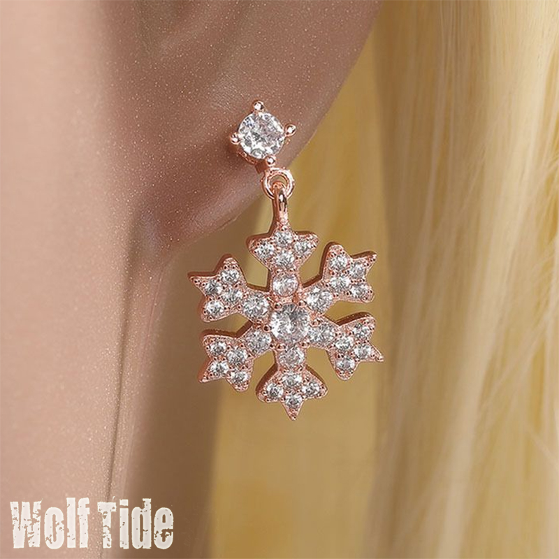 Instagram style hip-hop Christmas snowflake earrings with copper inlaid 3A zircon Aesthetic earrings and personalized minimalist earrings Pendientes B