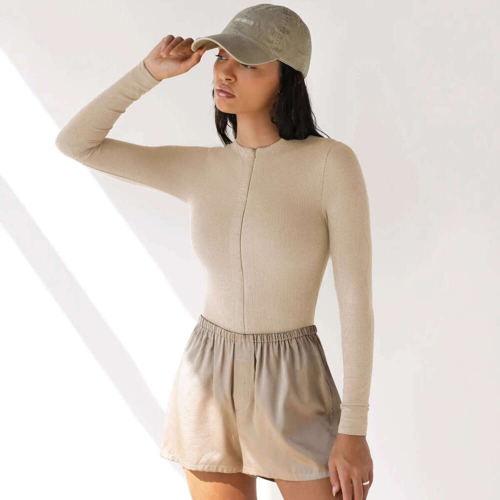 European And American Women's Tight Knit Sweater, Jumpsuit, Versatile Zipper Top, Three Part Pants Wholesale, Fashionable Quality, Classic