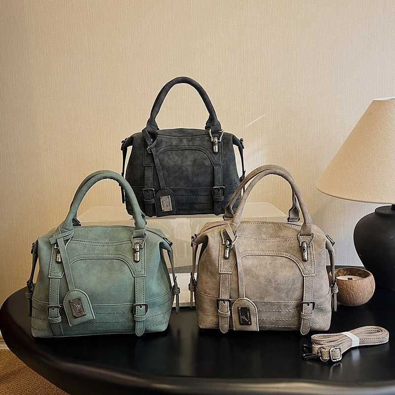 Women's frosted shoulder crossbody bag, large capacity women's handbag, Boston women's bag 241215