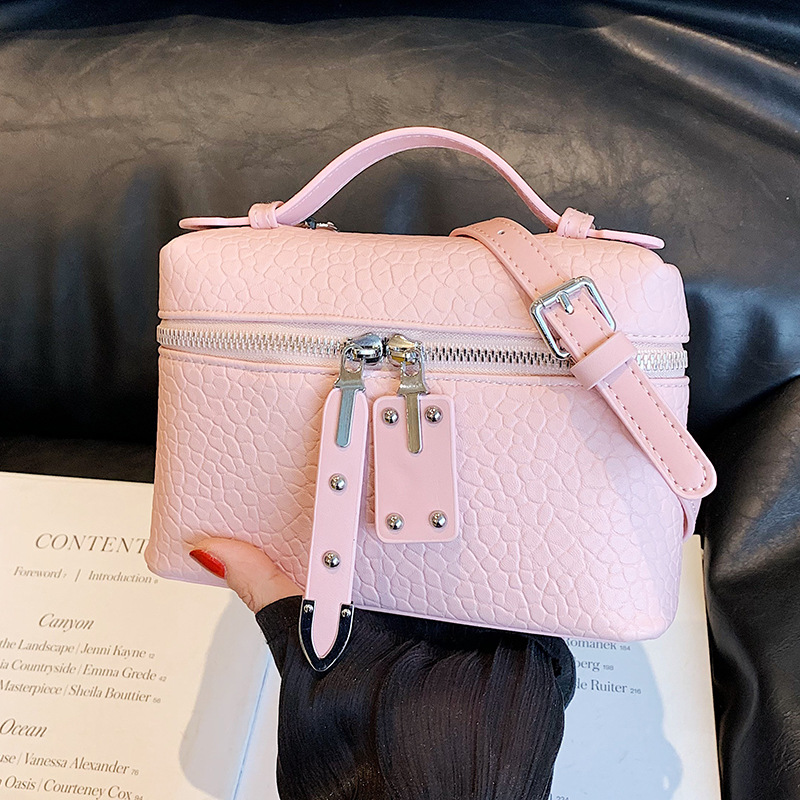 Women Shoulder Bag Popular Small Square Bag New Fashion Versatile Texture Korean Version Handheld Bag Triple Black White Blue Pink Free shipping