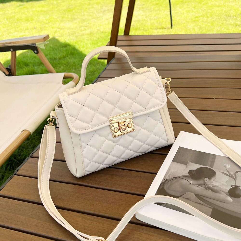 Gge Kelly Ladies Niche Design, Textured Handbag, Korean Version, Women's Crossbody Bag, Single Shoulder Bag