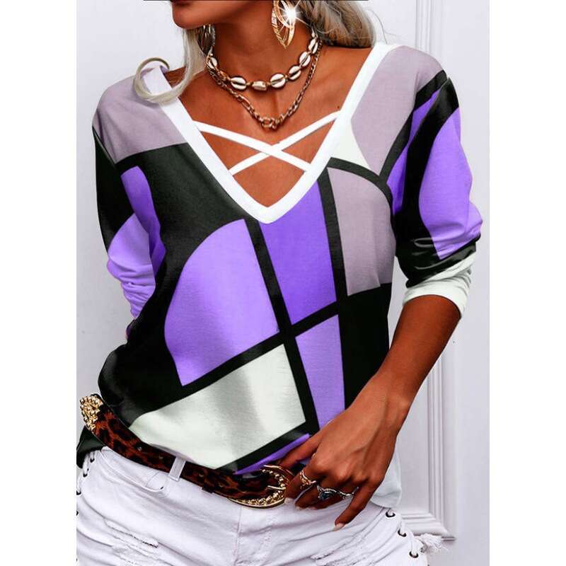 autumn European and American long sleeved loose V-neck cross geometric printed T-shirt women's 2024 new casual versatile fashion clothing