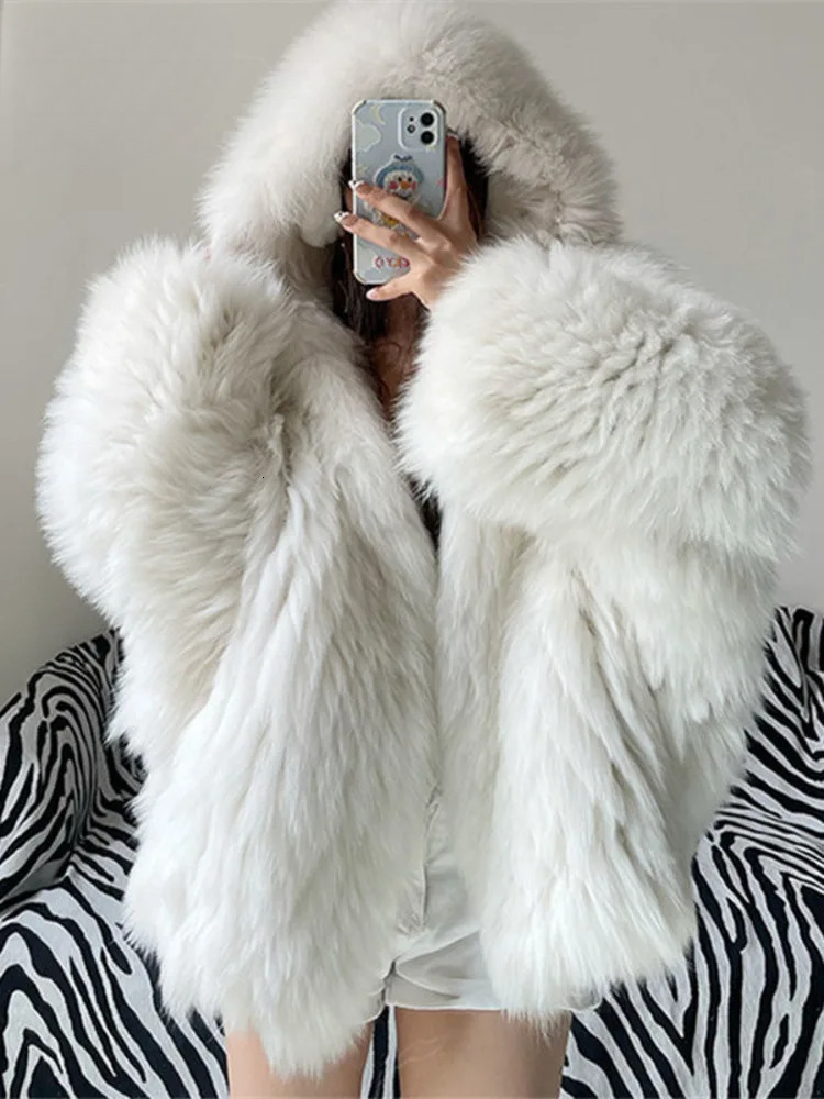 Temperament Hooded Batwing Sleeve Warm Faux Fur Coats For Women Casual Thick Female Jacket Autumn Winter New 23A4612
