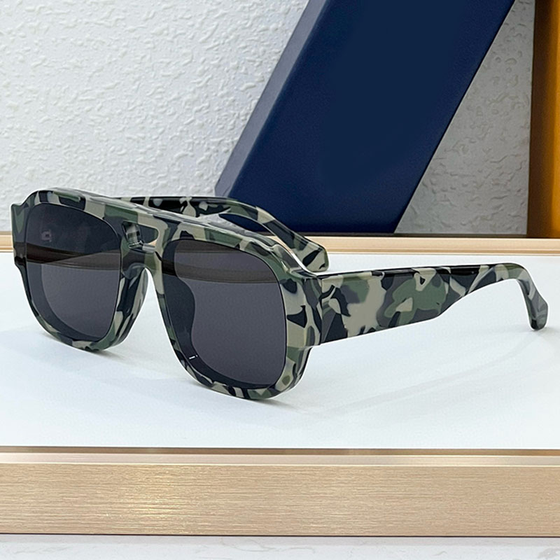 Thick Framed Square… - image