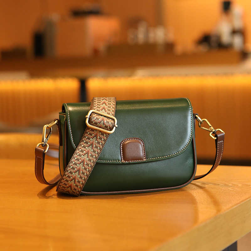 Fashionable Leather Women's Bag Head Layer Vegetable tanned Cowhide Shoulder Bag Contrasting Color Temperament Hand Crossbody Small Square Bag 24