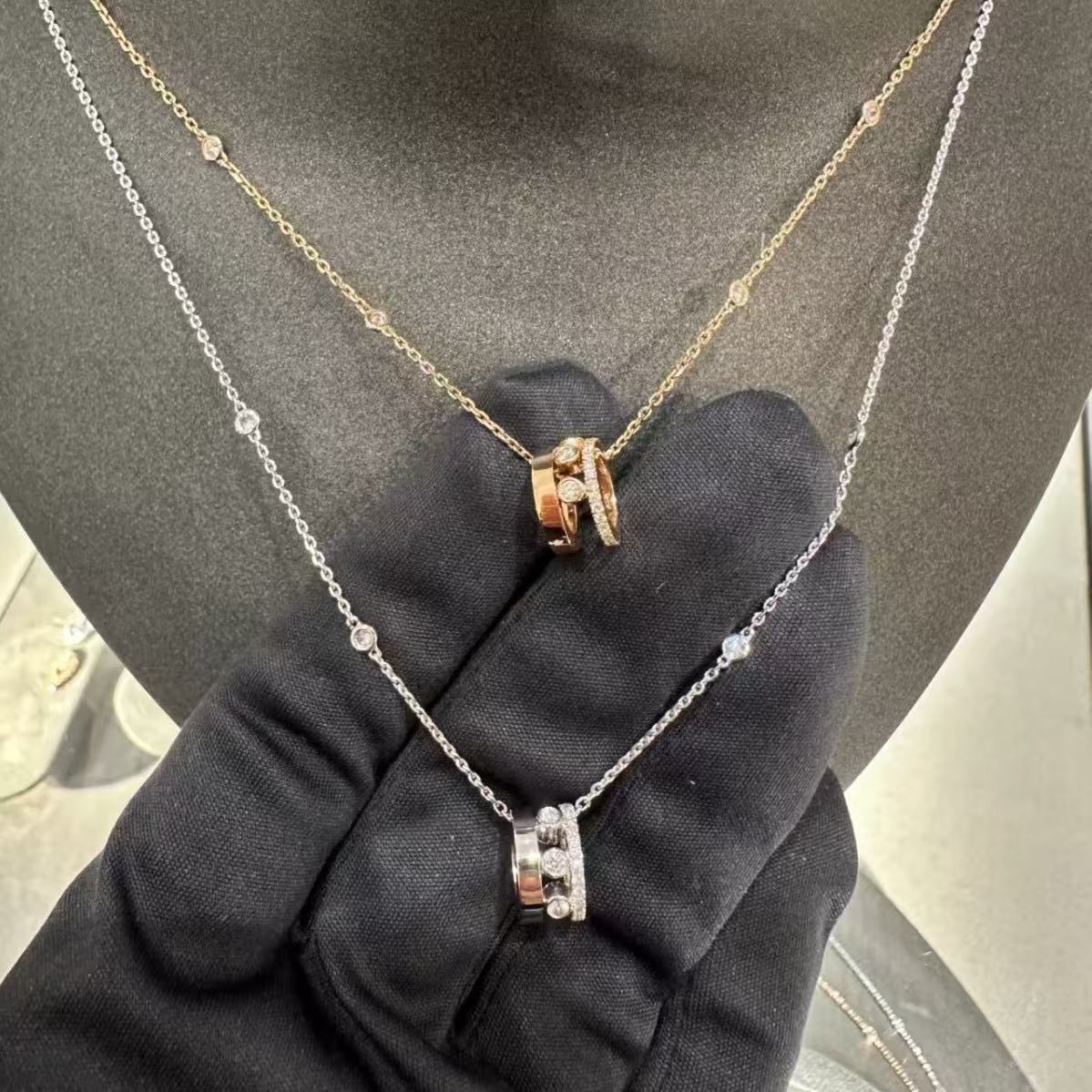 New designer jewelry three diamond necklace hollowed out designer necklace custom pendant move necklace fashionable round agile collarbone chain