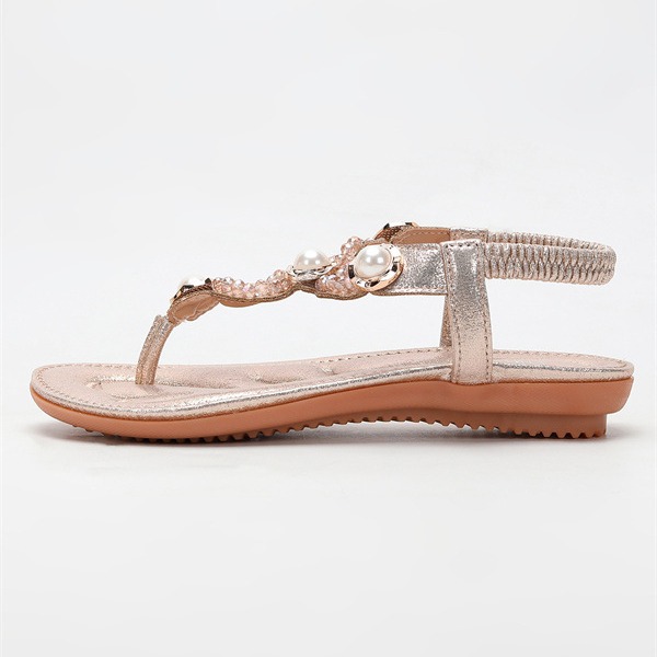 Women Slippers Fashion Flat Bottom New Sandals Seaside Beach Vacation Plus Size Comfort Triple Gold Free shipping