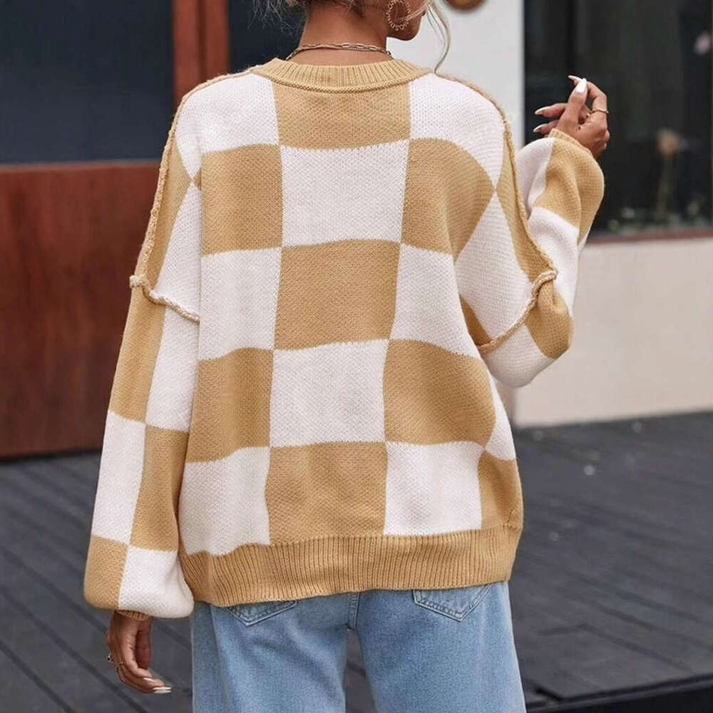 New Autumn Clothes Women's Knitted With Grid Elements Round Neck Loose Sweater From Europe And America