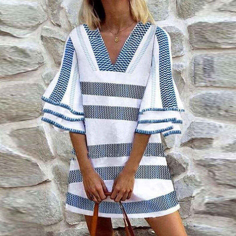 Fat Granny Casual Stripe Positioning Printed Loose Middle Skirt Hooded Dress 2024 Versatile New Trendy Clothing Ins