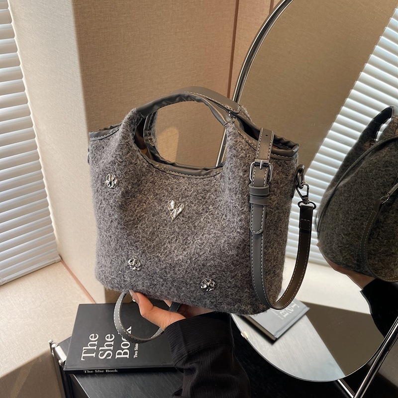 Women Shoulder Bag Niche Woolen Bag New Fashion Versatile Crossbody Bag Handbag Daily Trendy Triple Black Brown Grey Free shipping